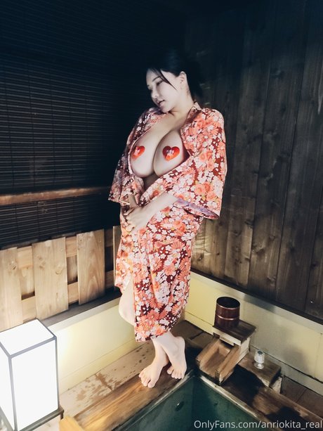 Anri Okita