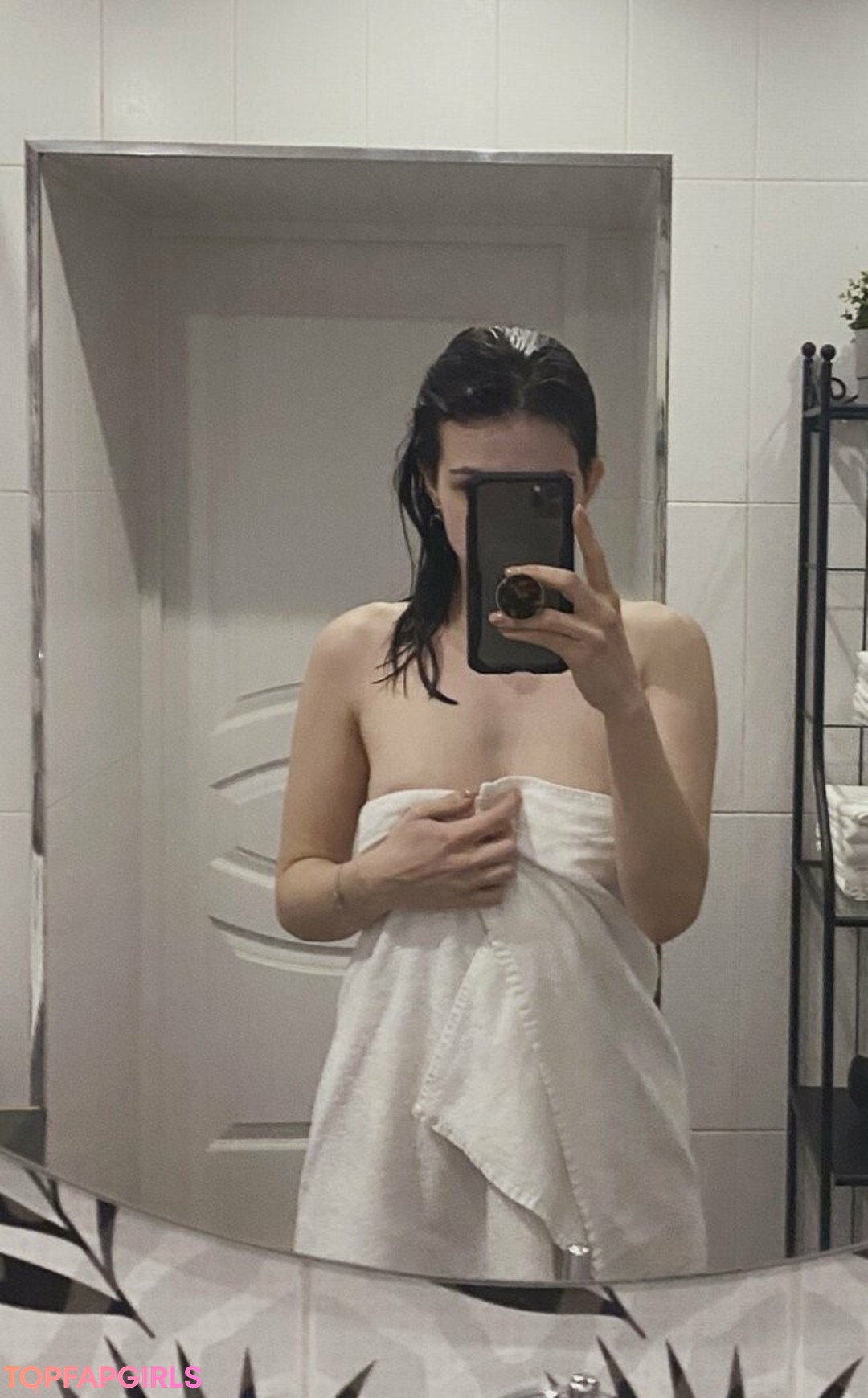 Foto di nudo di fuga di OnlyFans di Eslain #1239