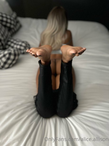 Foto di nudo di fuga di OnlyFans di Alicex Allison