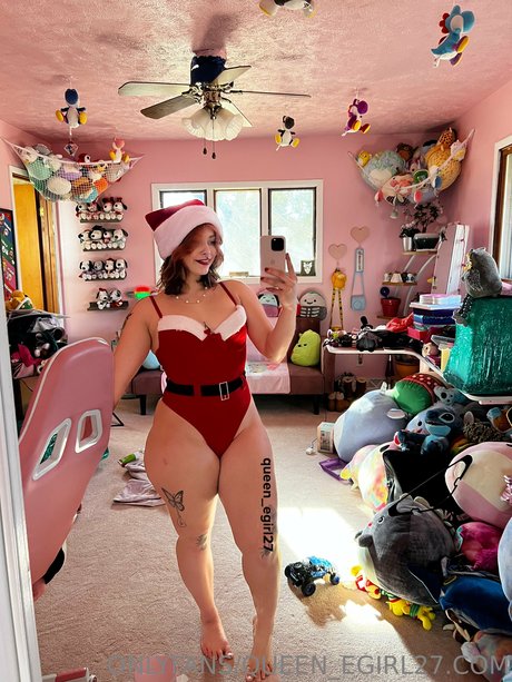 Foto di nudo di fuga di OnlyFans di Queend