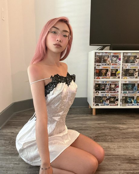 Foto di nudo di fuga di OnlyFans di Itsjinny