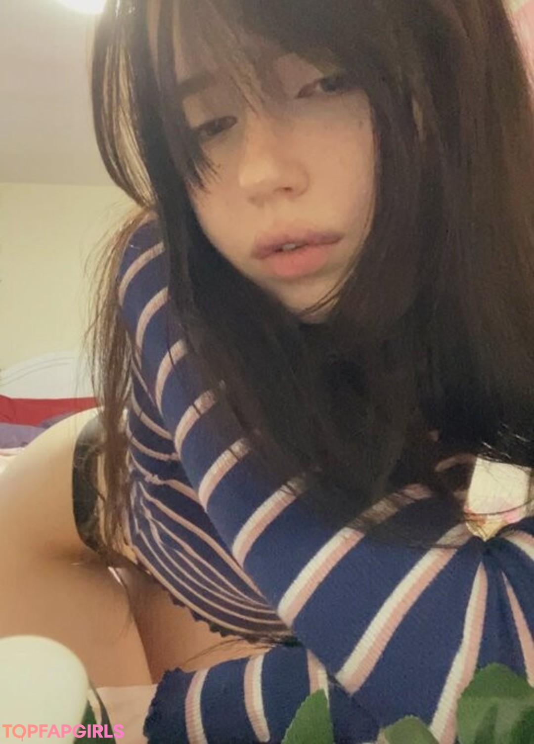 Foto di nudo di fuga di OnlyFans di Liiias #666