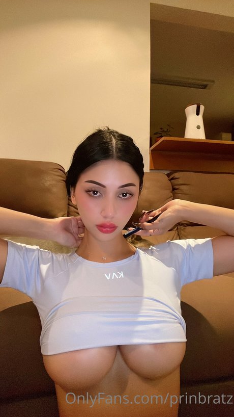 Foto di nudo di fuga di OnlyFans di Valentina Olivas