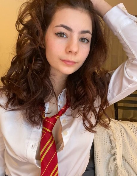 Foto di nudo di fuga di OnlyFans di Loverlaci