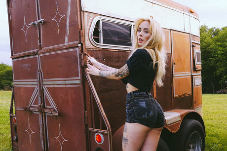 Alysha Nett