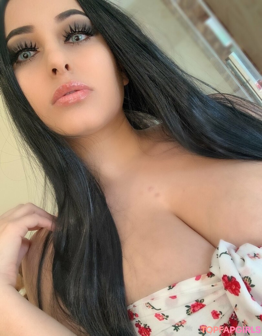Foto di nudo di fuga di OnlyFans di Breed Me Please #1048