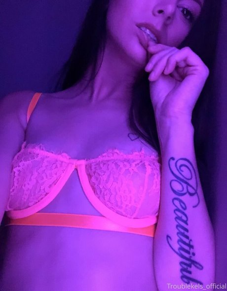 Foto di nudo di fuga di OnlyFans di Troublekelsofficial