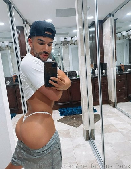 Foto di nudo di fuga di OnlyFans di Thefamousfrank
