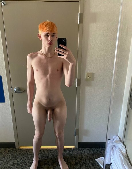 Foto di nudo di fuga di OnlyFans di Deyluvty