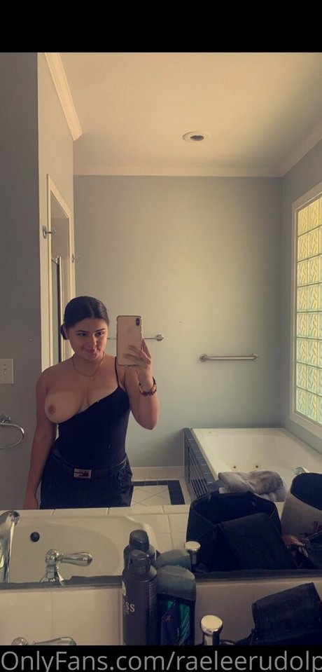 Foto di nudo di fuga di OnlyFans di Raelee Rudolph