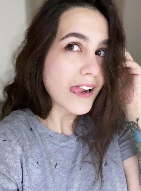 Foto di nudo di fuga di OnlyFans di Viotcz