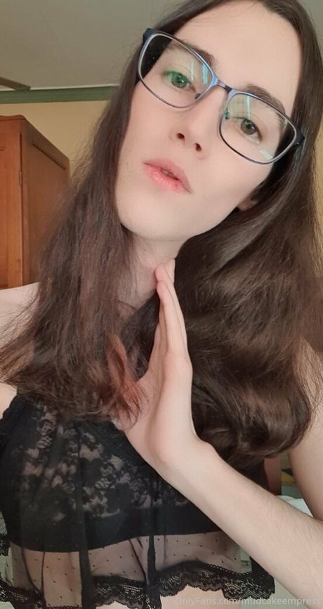 Mudcakeempress