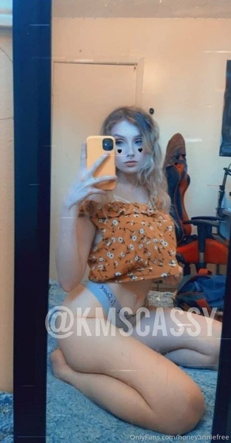 Foto di nudo di fuga di OnlyFans di Honeyanniefree