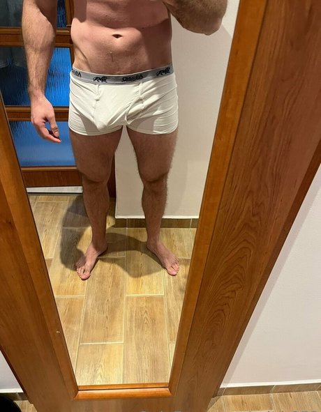 Ralph852