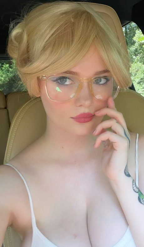 Avalon Warren