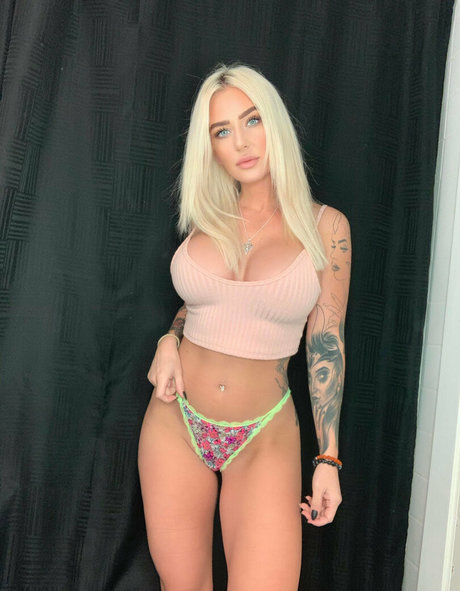 Foto di nudo di fuga di OnlyFans di Ashleywolfxo