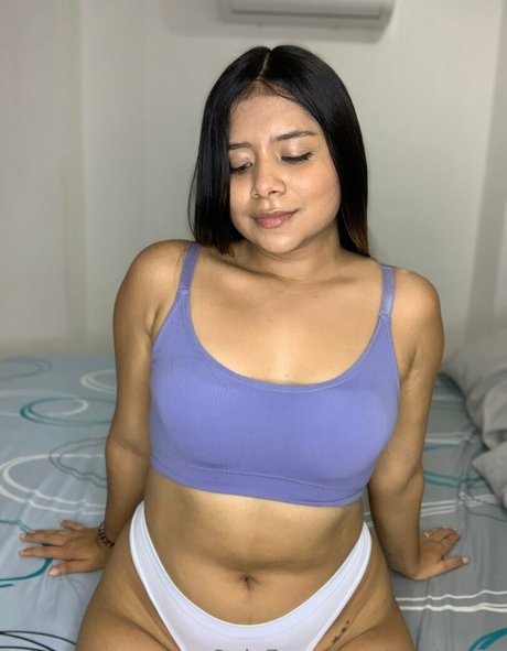 Foto di nudo di fuga di OnlyFans di Issahot30