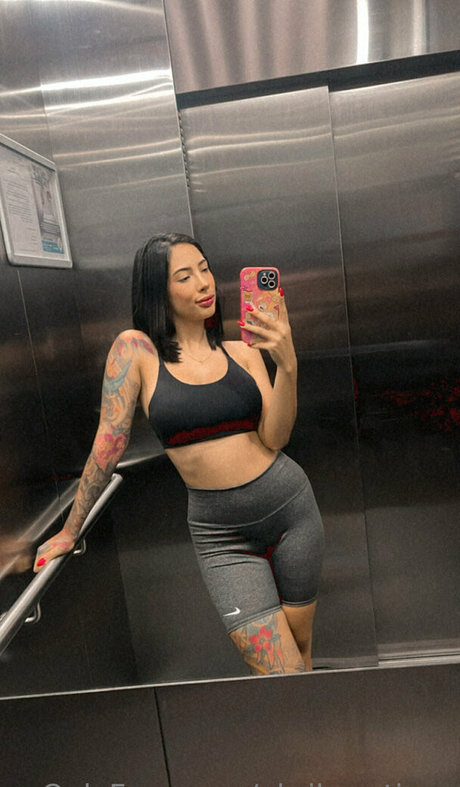 Foto di nudo di fuga di OnlyFans di Abrilmartinez
