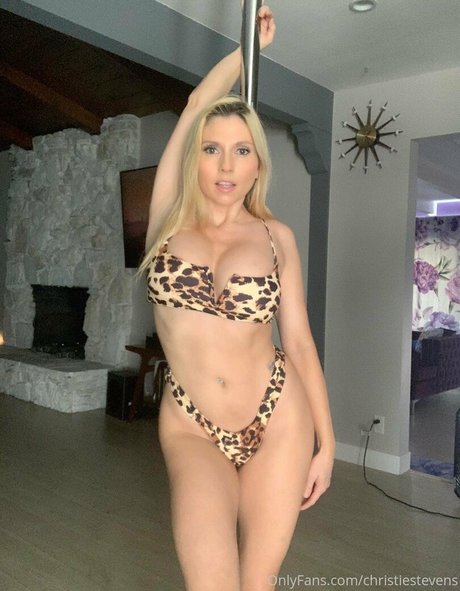 Foto di nudo di fuga di OnlyFans di Christiestevens