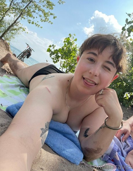 Foto di nudo di fuga di OnlyFans di Grrraves