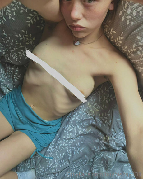 Foto di nudo di fuga di OnlyFans di Baybiekay333