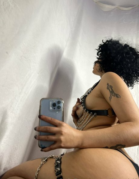 Aliengirl0