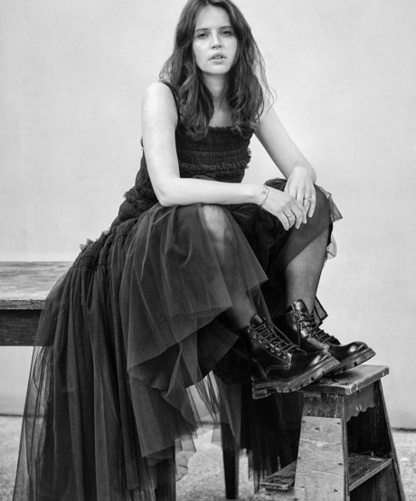 Foto di nudo di fuga di OnlyFans di Felicity Jones