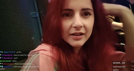 Anniefuchsia