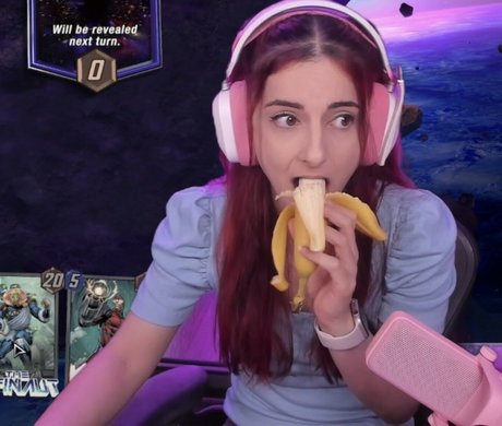 Anniefuchsia