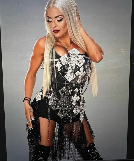 Zelina Vega