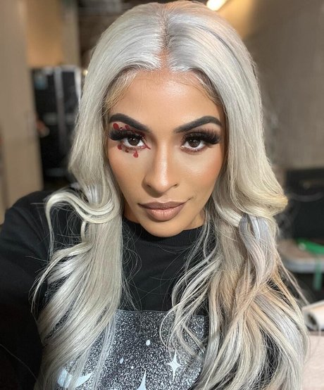 Zelina Vega