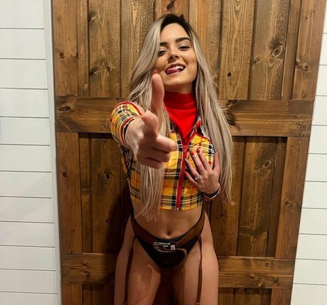 Tay Conti