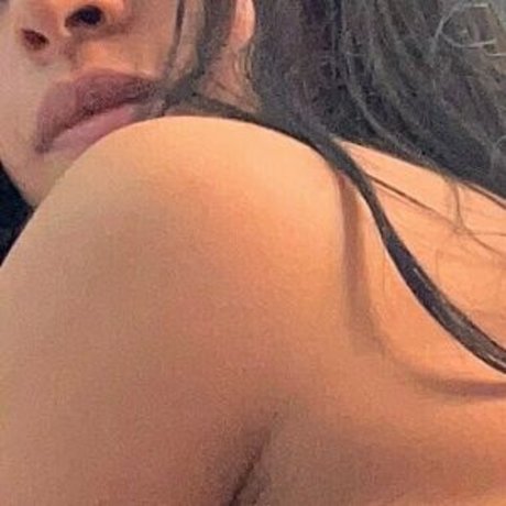 Foto di nudo di fuga di OnlyFans di Mteases