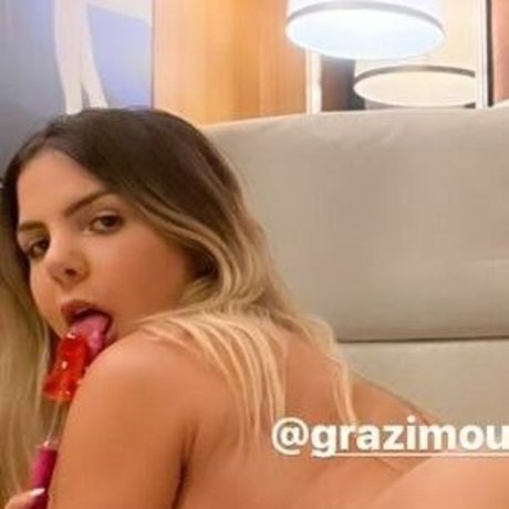 Foto di nudo di fuga di OnlyFans di Grazi Mourao