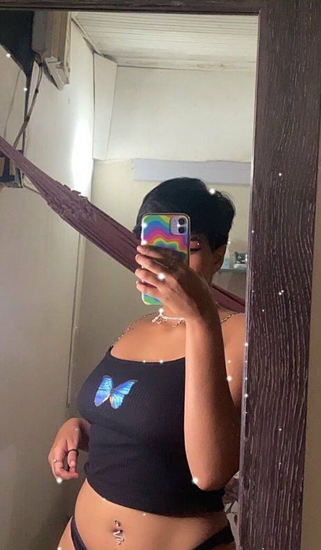 Foto di nudo di fuga di OnlyFans di Barbiemarley420