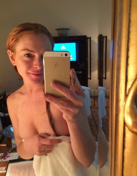 Foto di nudo di fuga di OnlyFans di Lindsay Lohan