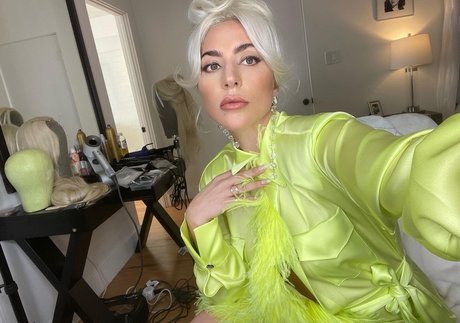 Foto di nudo di fuga di OnlyFans di Lady Gaga