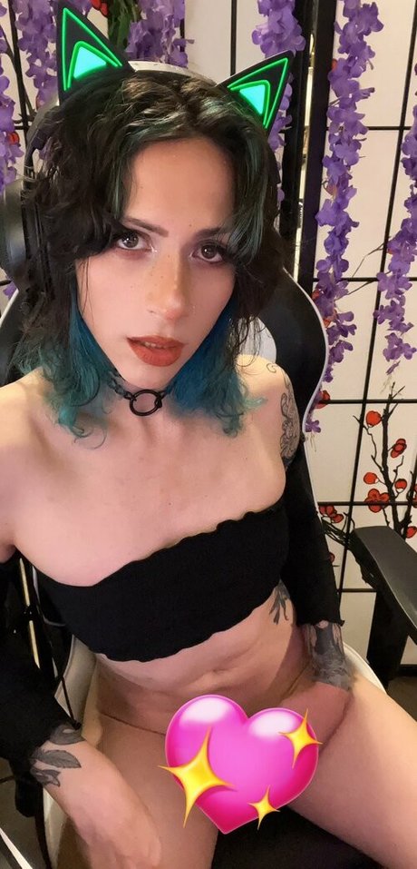 Foto di nudo di fuga di OnlyFans di Ghostyygoth