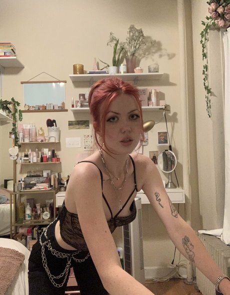 Foto di nudo di fuga di OnlyFans di Tamagotchimilf