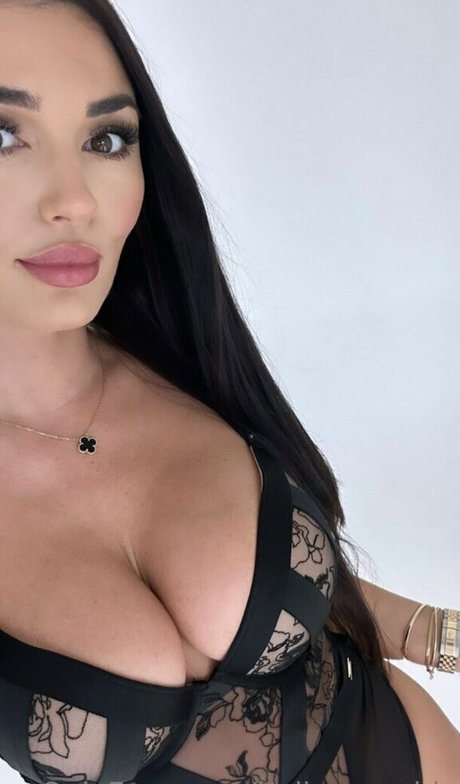 India Reynolds