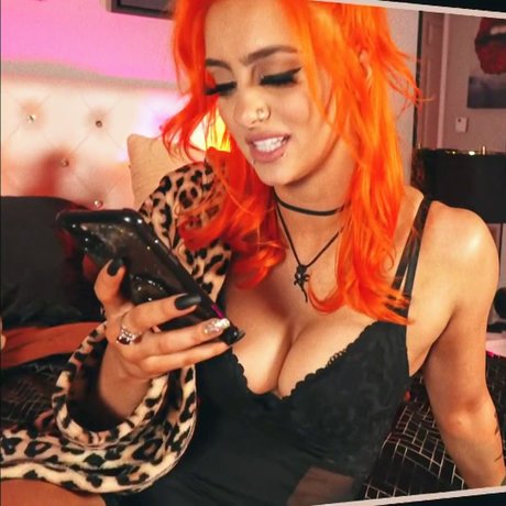 Foto di nudo di fuga di OnlyFans di Gigi Dolan