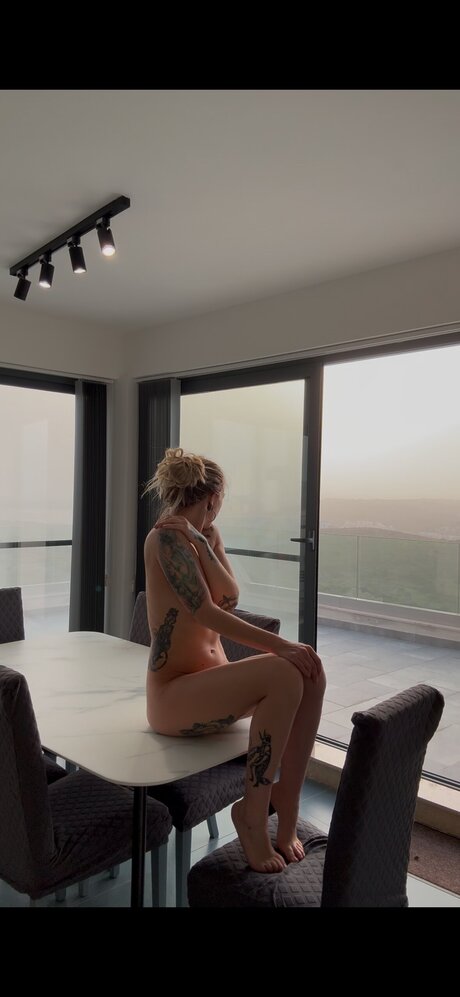 Fakeannalee