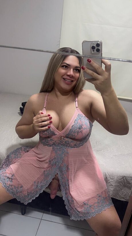 Foto di nudo di fuga di OnlyFans di Emilygpuk