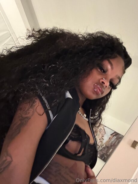 Foto di nudo di fuga di OnlyFans di Diaxmond