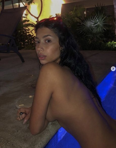 Foto di nudo di fuga di OnlyFans di Merk Twain