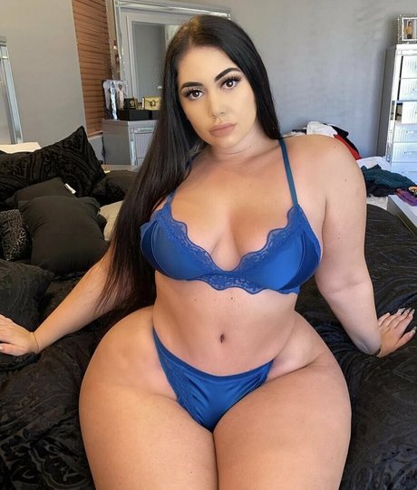 Curvygirlteam
