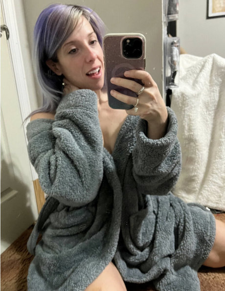 Foto di nudo di fuga di OnlyFans di Kintinue