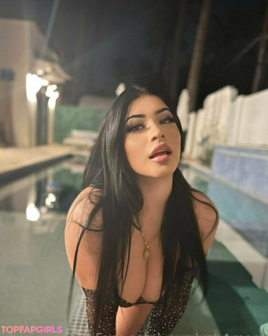 Foto di nudo di fuga di OnlyFans di Yourlustymom #1072