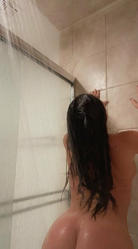 Foto di nudo di fuga di OnlyFans di Nickimammasol