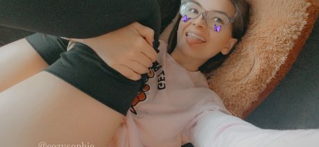 Foto di nudo di fuga di OnlyFans di Cozysophie